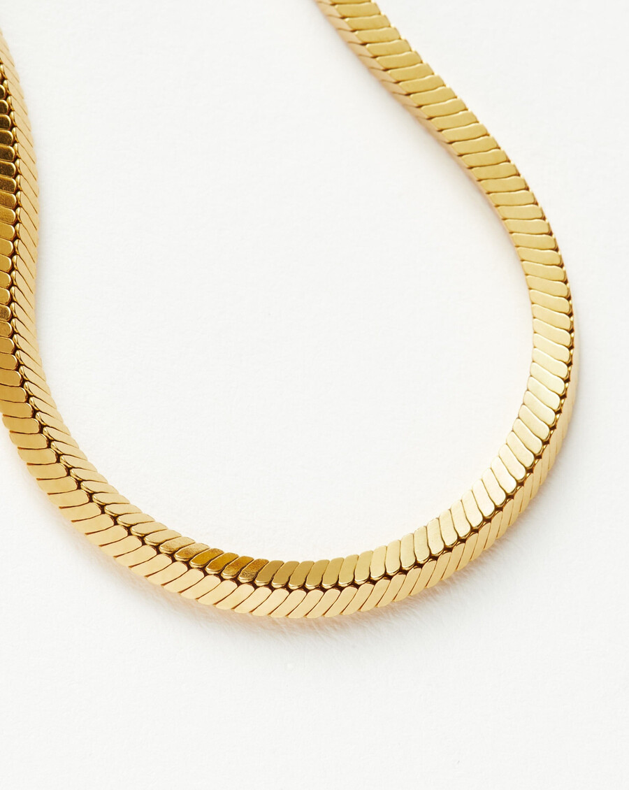 lucy williams armband mit quadratischer schlangenkette – gold