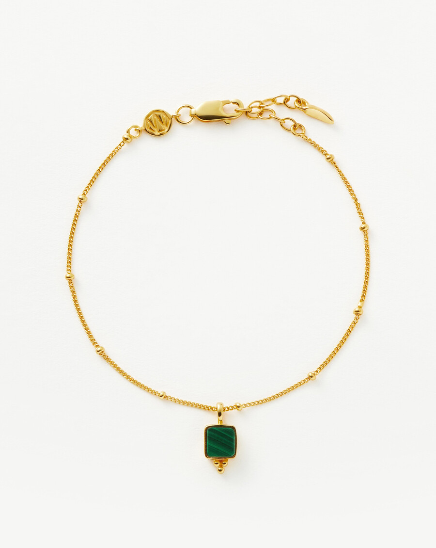 lucy williams armband mit quadratischem anhänger