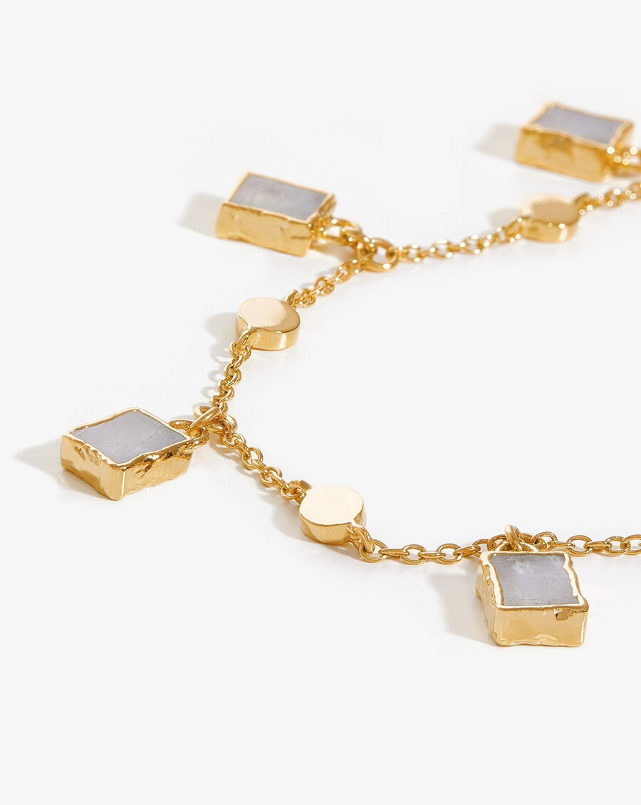 lena charm-armband – goldmondstein