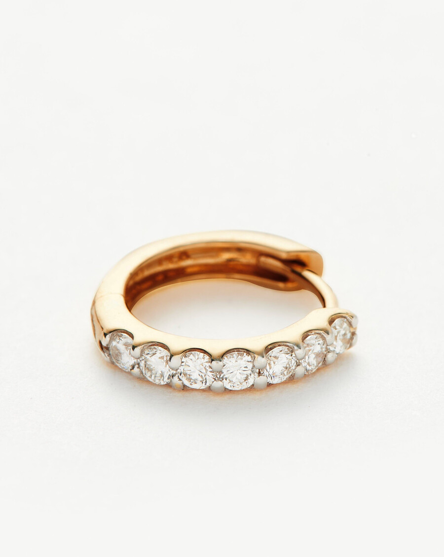 fine classic diamond single huggie - 14 karat massivgold