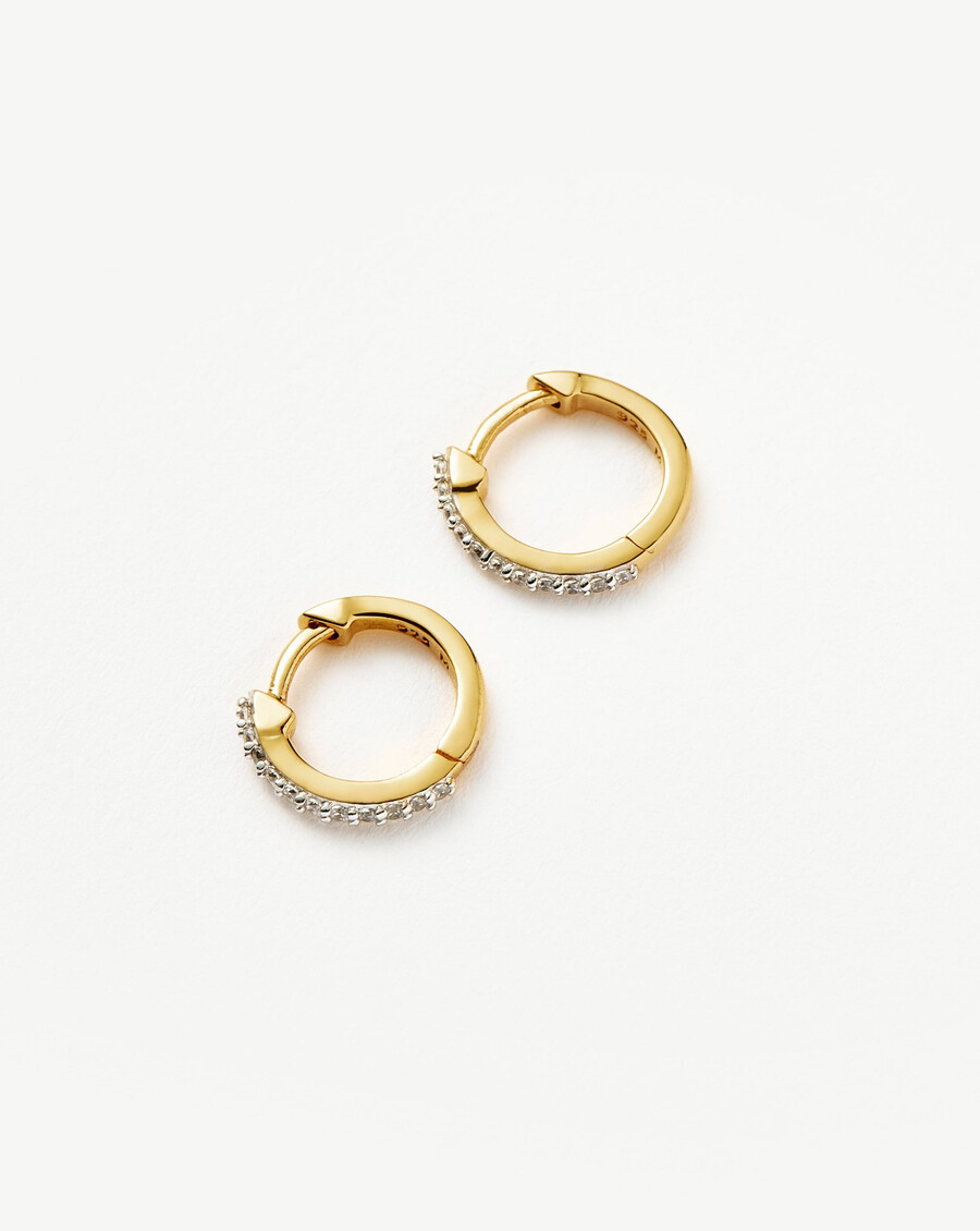klassische pavé-huggies – 18 karat gold vermeilzirkonia