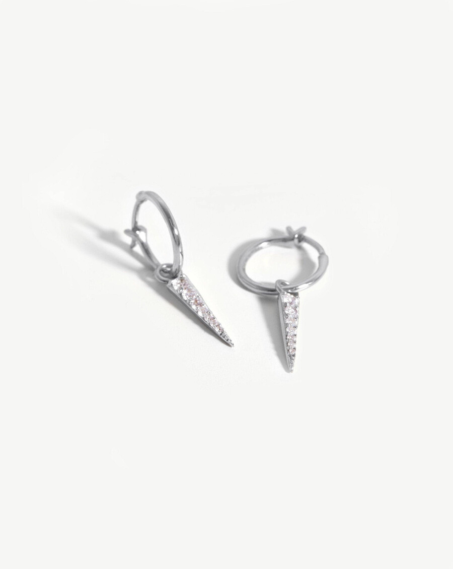 kleine ohrringe mit strass-anhänger