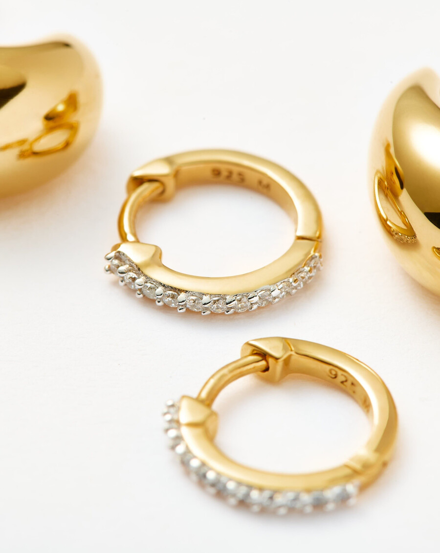 ohrring-set mit kuppel-pavé-fassung