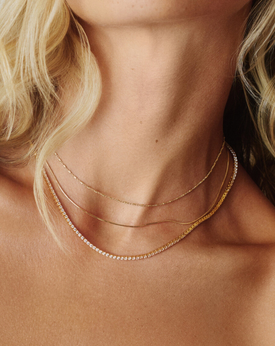 feine quadratische schlangenkette