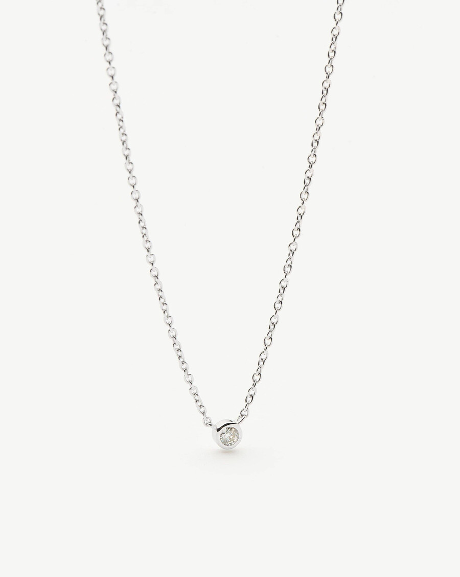 halskette mit diamant-solitäranhänger aus 14-karätigem weißgold