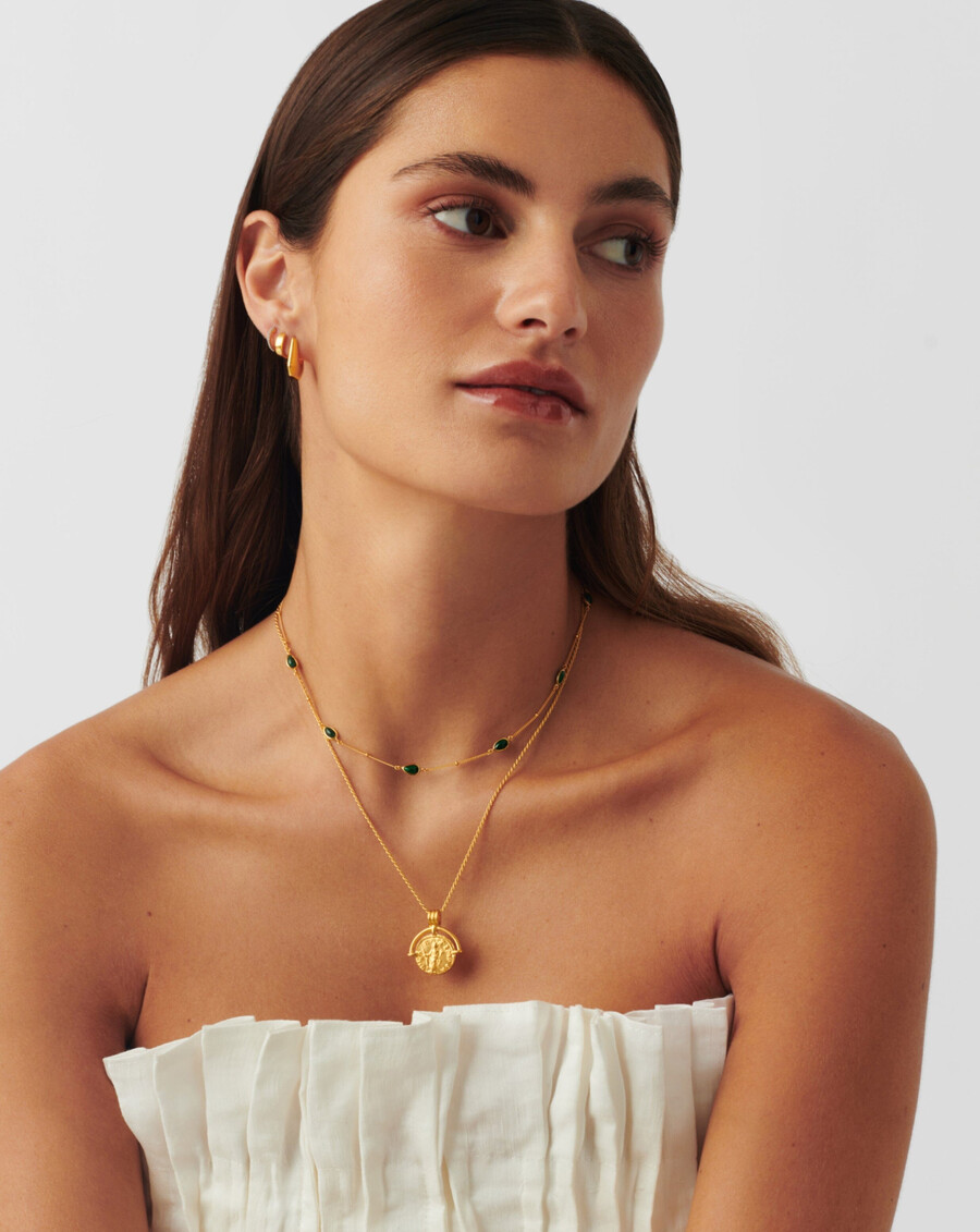 magma-edelstein-charm-choker