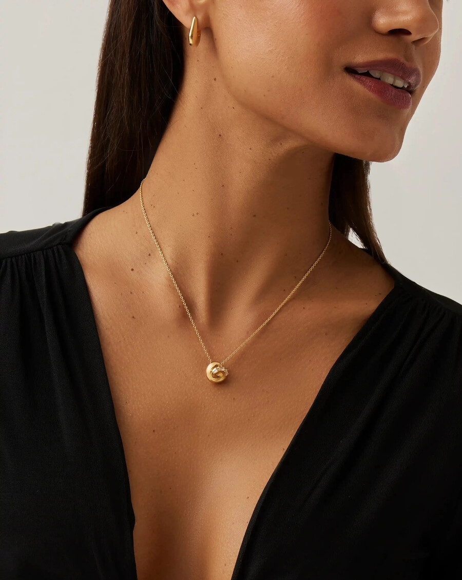 lucy williams pavé-knoten-anhänger-halskette – gold