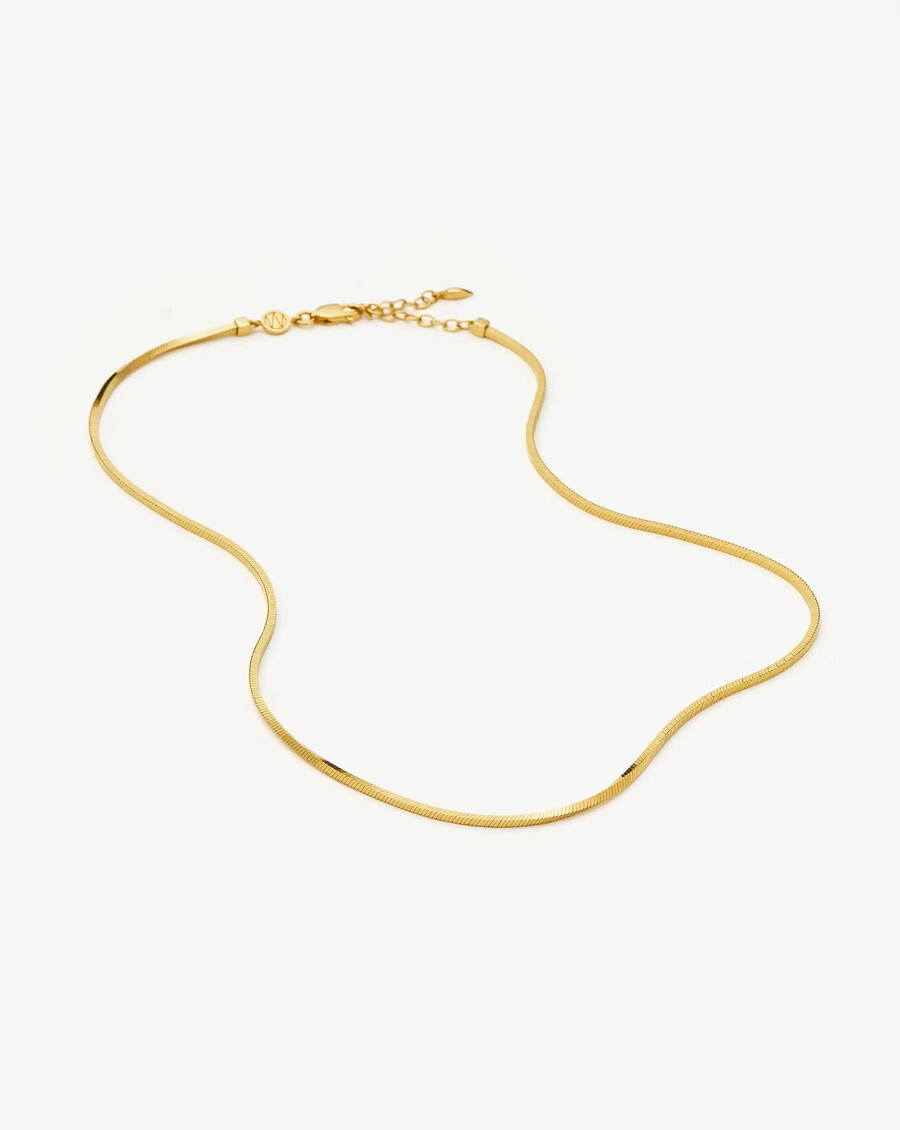 lucy williams kurze quadratische schlangenkette gold