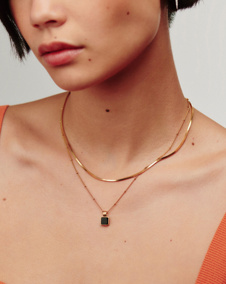 lucy williams quadratische halskette aus schwarzem onyx