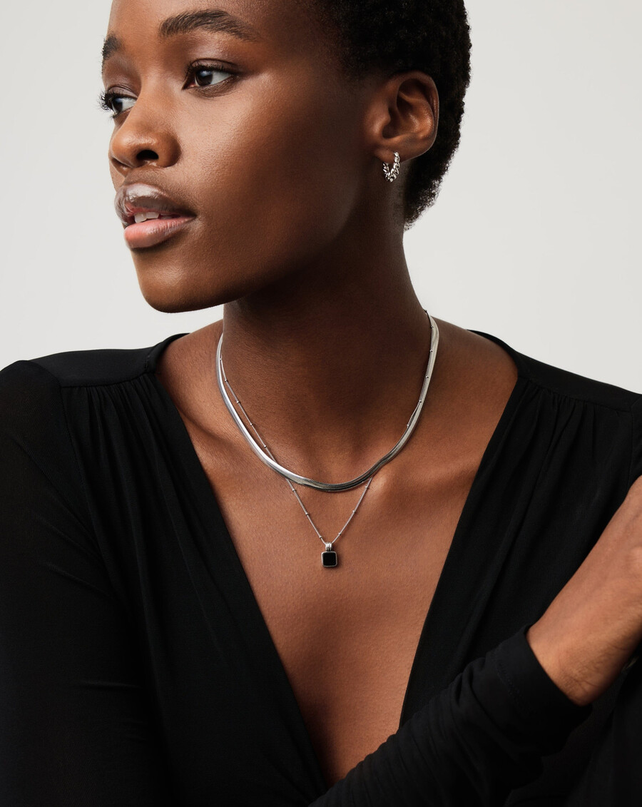 lucy williams quadratische halskette aus schwarzem onyx