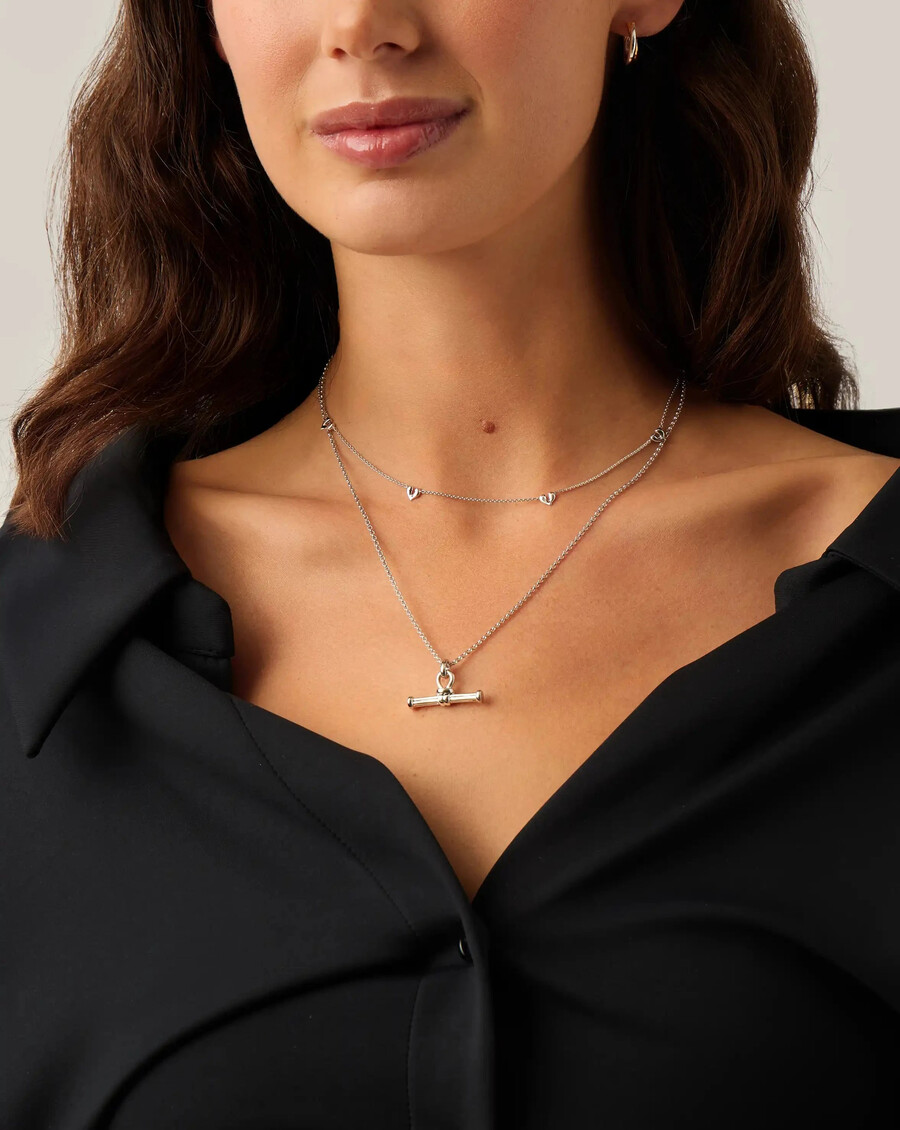 mini-charm-choker mit geschmolzenem herz