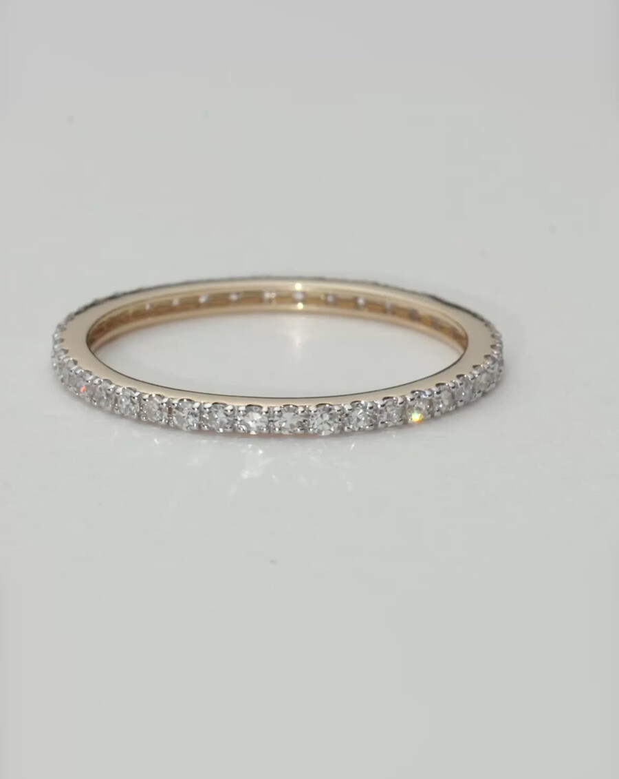 feiner schlanker ewigkeitsring
