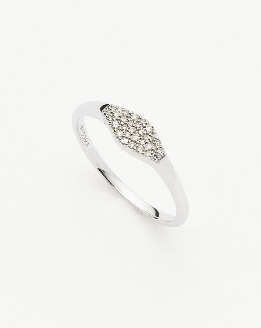 siegelring aus 14-karätigem massivgold mit diamanten