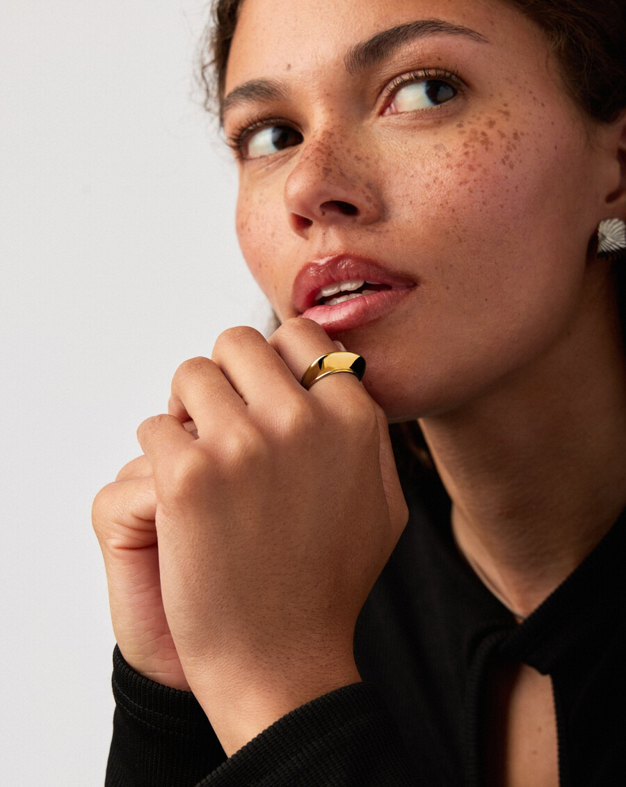 hera dome stapelring – gold missoma us