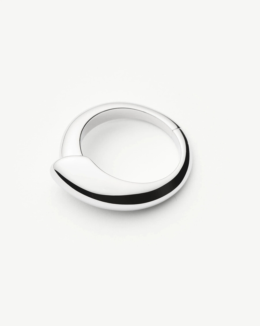 stapelring mit skulpturaler rille – silber
